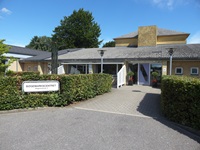Plejehjemmet Bøgemarkscentret ligger i Svenstrup og er et specialplejehjem for yngre senhjerneskadede og misbrugere med et kontrolleret alkohol- eller stofmisbrug