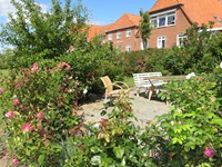 Haven omkring plejecenteret
